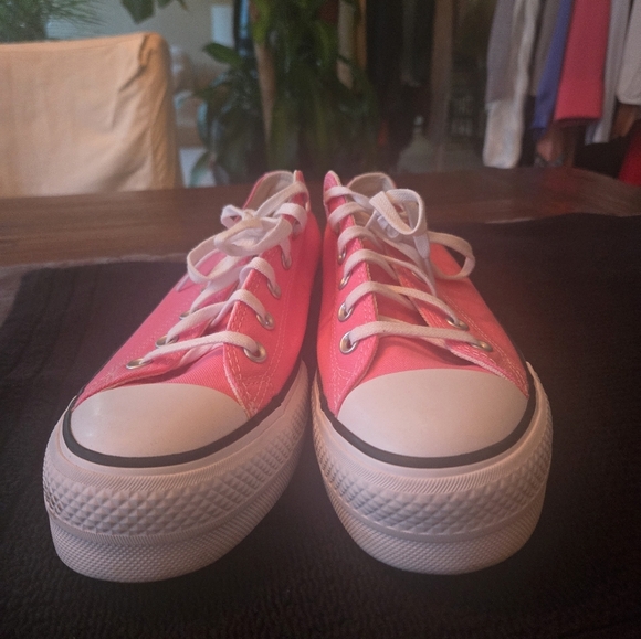 Converse Shoes - Converse Pink Low Top Platform Canvas Sneakers